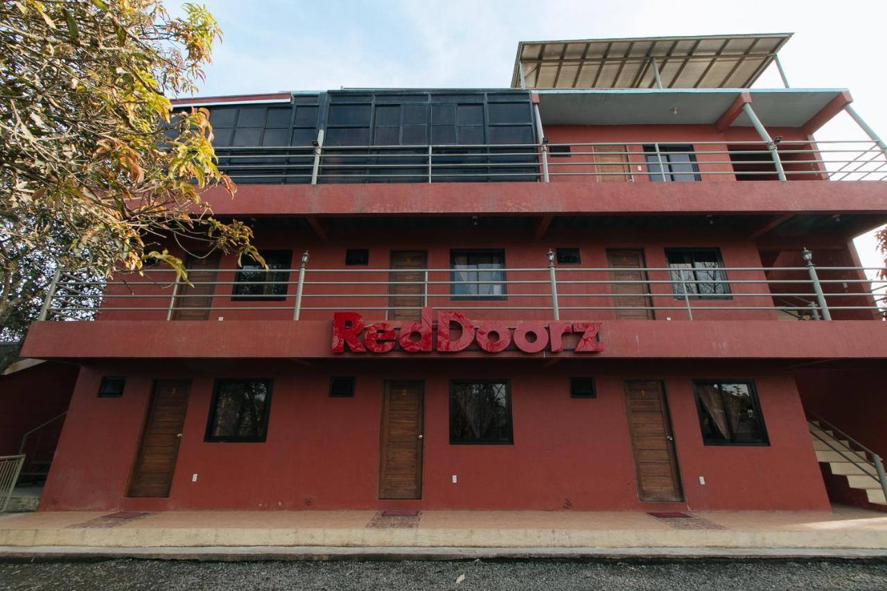 Reddoorz Plus At Malabag Silang - Vaccinated Staff Extérieur photo